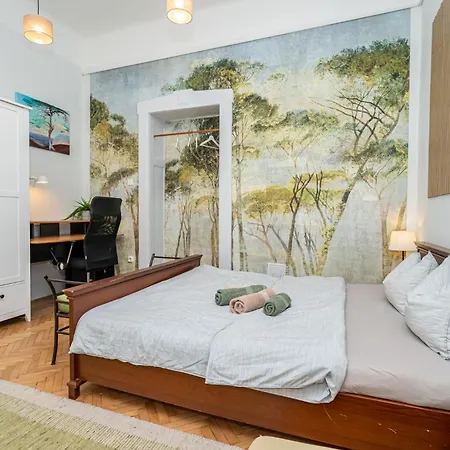 Acacia Budapest
