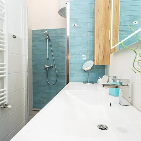 Acacia Budapest