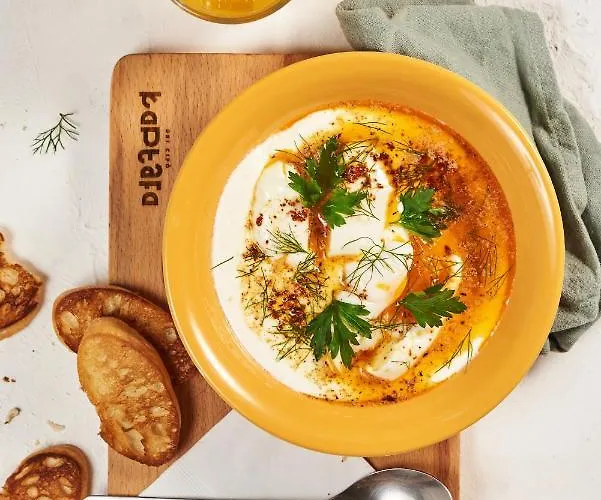 Acacia Private & Budapest