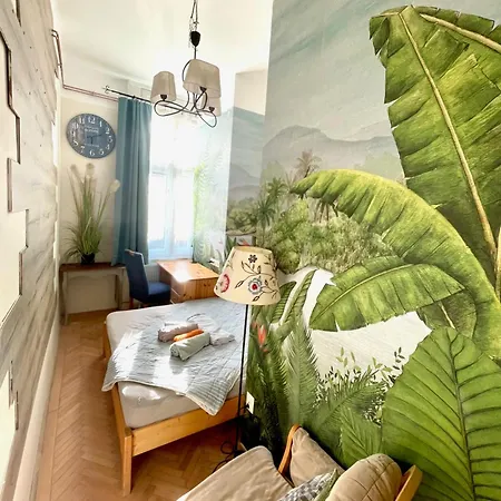 Hostel Acacia *