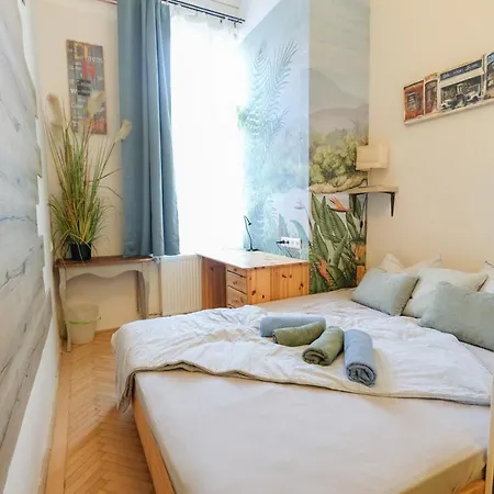 Hostel Acacia Budapest