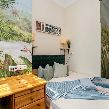 Acacia Private & Hostel