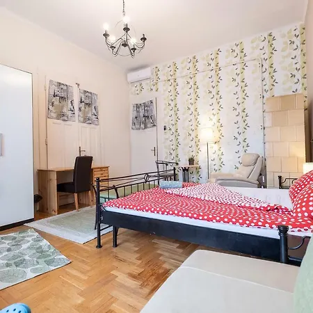 Hostel Acacia Budapest