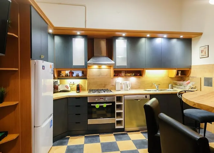 Acacia Private & Hostel