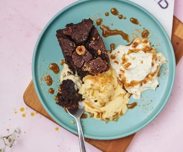 Acacia Private & * Budapešť