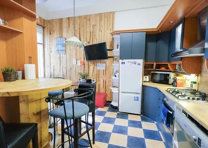 Acacia Private & * Budapešť