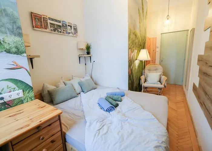 Hostel Acacia Private & *