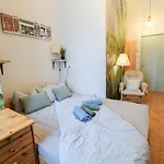 Hostel Acacia Private & *